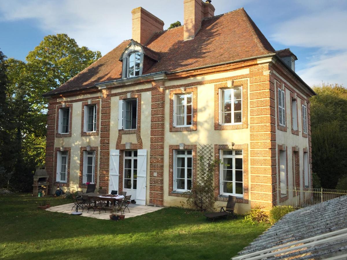 Au Manoir De La Barre Bed & Breakfast Exterior photo