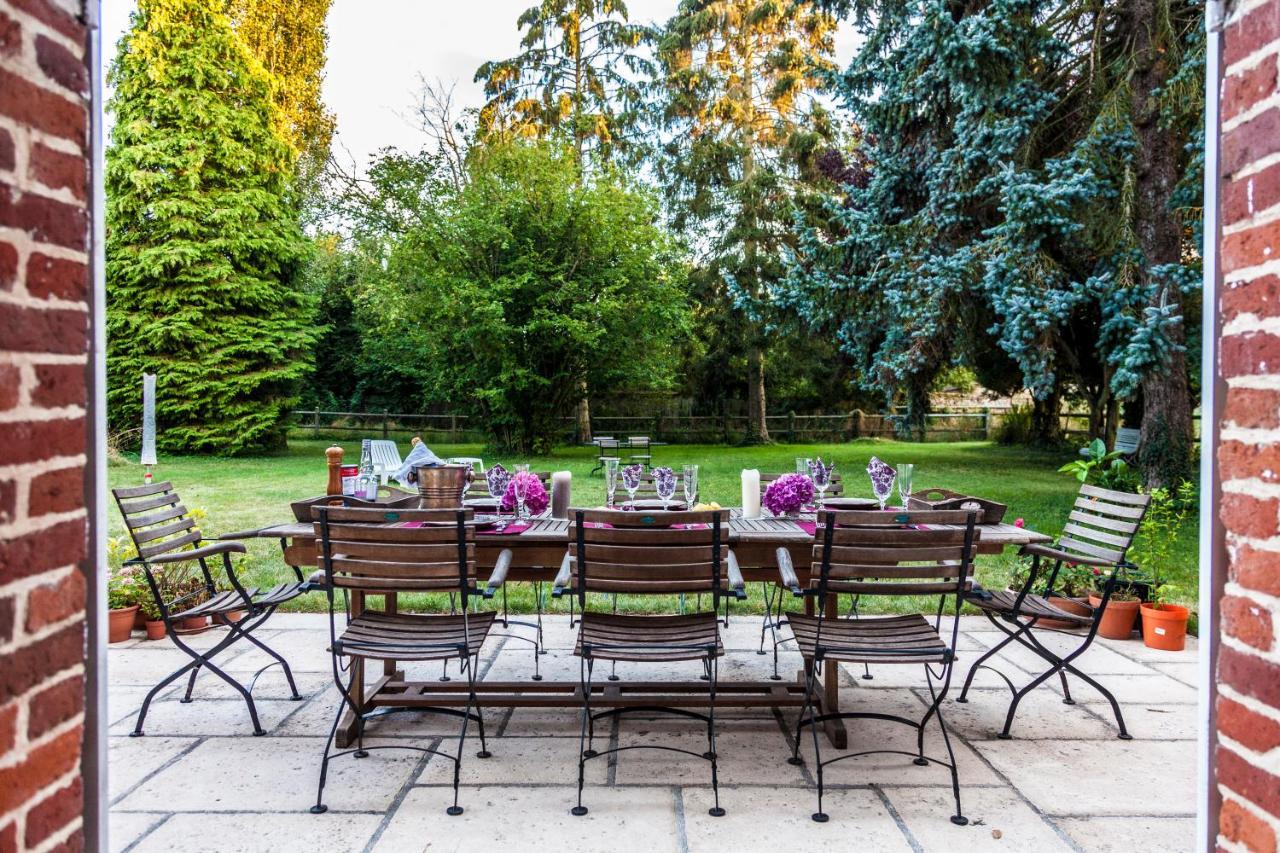 Au Manoir De La Barre Bed & Breakfast Exterior photo
