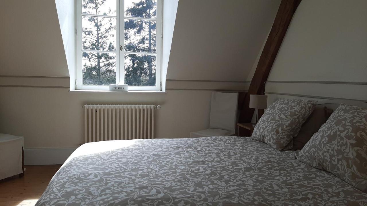 Au Manoir De La Barre Bed & Breakfast Exterior photo